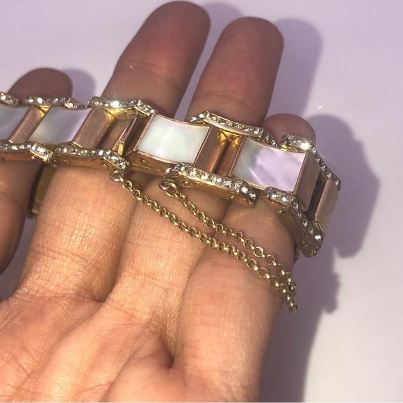 VTG Art Deco Rhinestone MOP Panel Gold /Brass Tone Bracelet w Safety Chain 6.5” - Picture 6 of 10